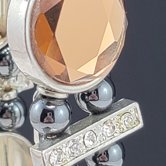 Amber and clear coloured crystal stretch bracelet GUC - Picture 3 of 5